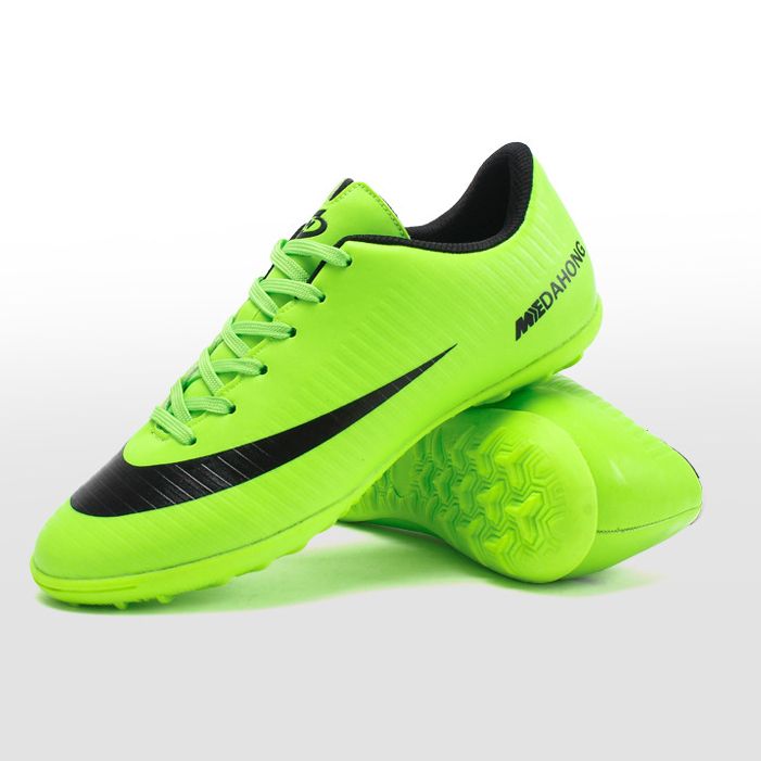 SPORT Men Football Training Boots-Green