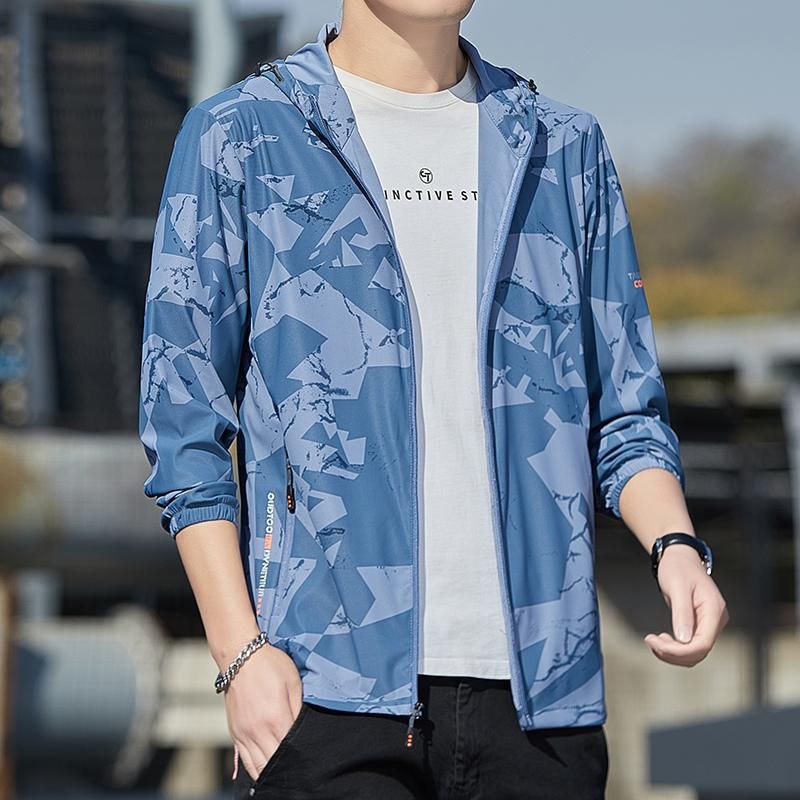 Men Summer Skin Coats Mens Breathable Light Thin Sun Protection UV Proof Casual Jacket Hooded Outdoor Windbreaker Male Clothing