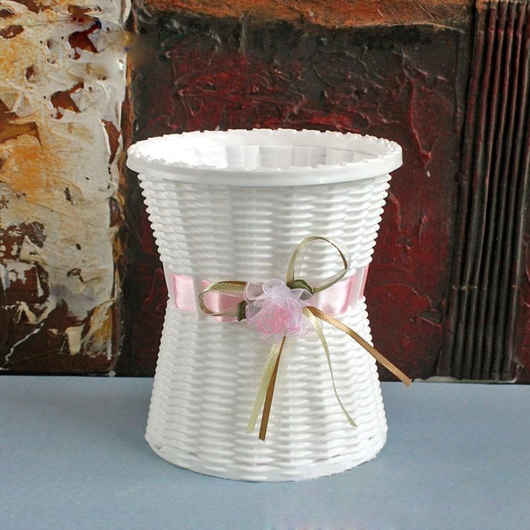 B1 Plastic Flower Pots