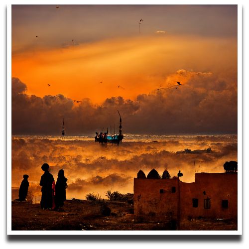 Ancient Shore View Wall Art Frame Canvas