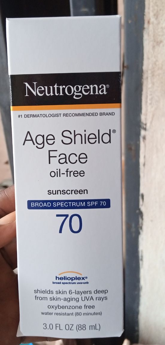 Age Shield Face Sunscreen SPF 70