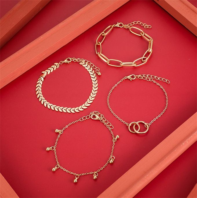 4 Pcs Ladies Unique Hand Chain Set