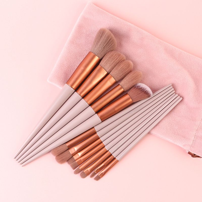 Makeup Brush Set 13 Pcs For Powder Concealers Eye Shadows