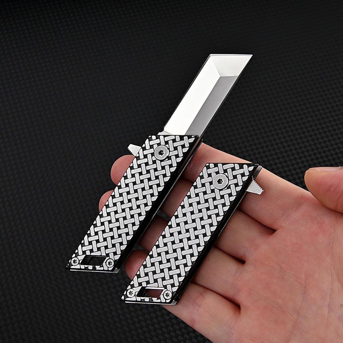 Fruit Cutter Comfortable Grip Mini-folding Cutter Black Silvery