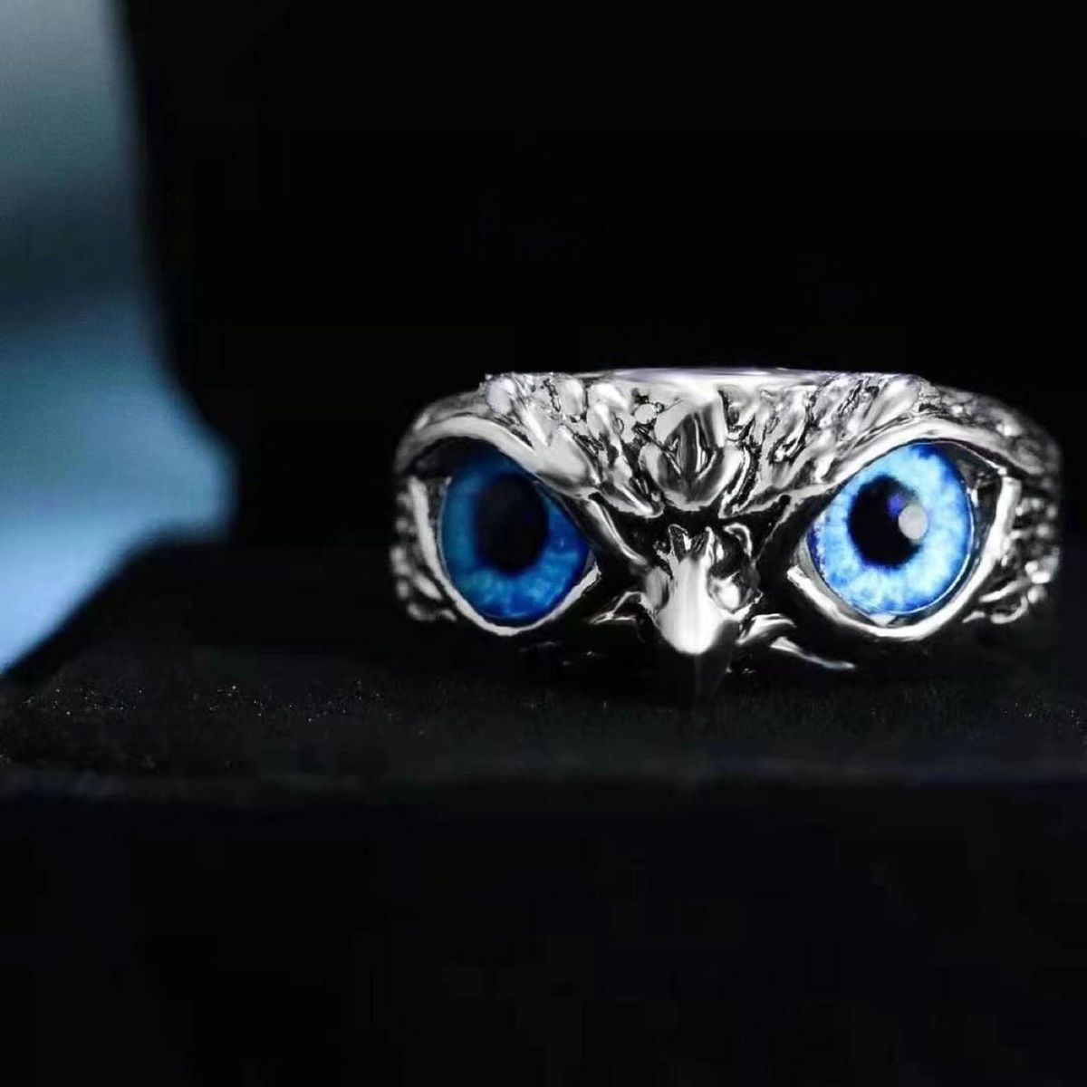 Ultralight Adjustable Owl Ring with Big Eyes Simple for Engagement Blue
