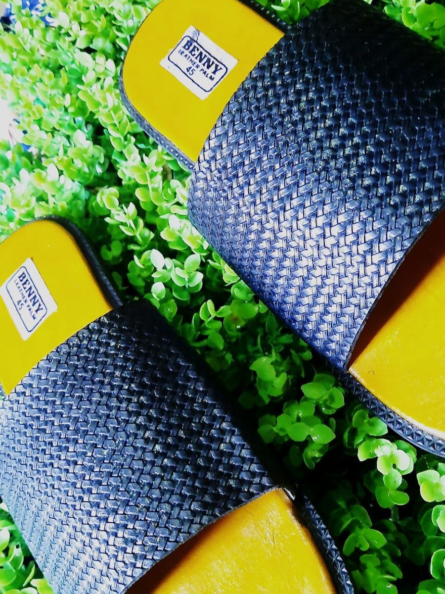 Men's Leather Cross Pam Palm Slippers - Black/yellow