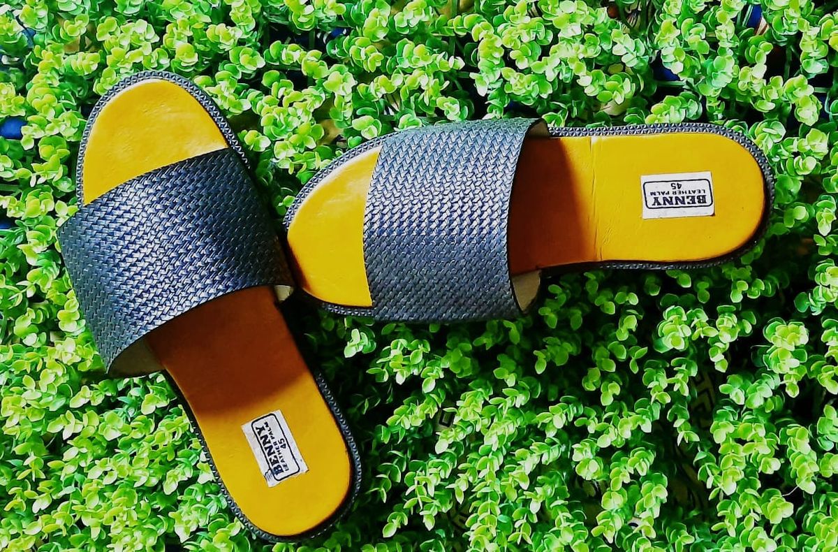 Men's Leather Cross Pam Palm Slippers - Black/yellow