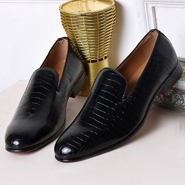 DEPALLY SHINING DESIGNERS SHOE BLACK