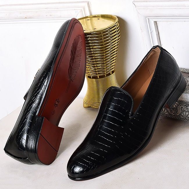 DEPALLY SHINING DESIGNERS SHOE BLACK