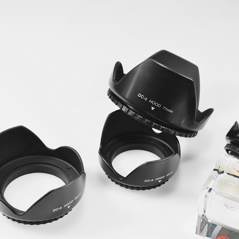 55mm Screw-In Flower Lens Hood For Nikon D5600 D5500 D5300