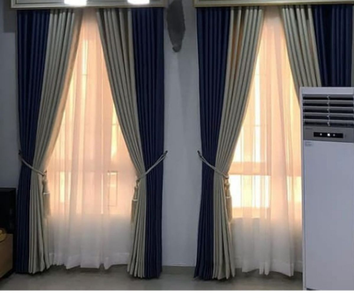 High Quality Curtains With Rings - Gold &Blue