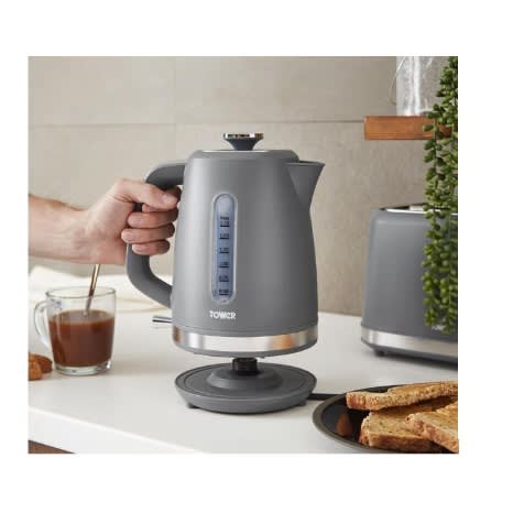 Odessey Kettle -1.7L  -3000w