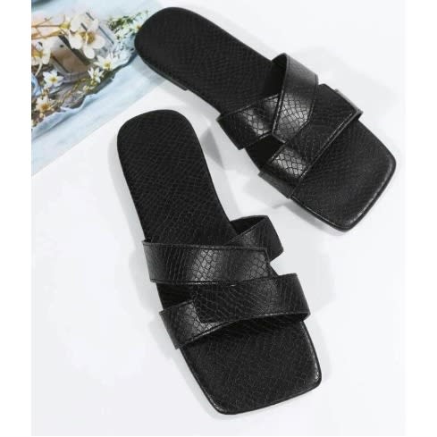 Realwon Female Skin Slippers - Black