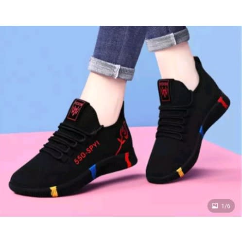 Women's Casual Fashion Sneakers - Black