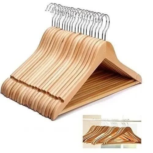 Wooden Hanger - 20 Pieces
