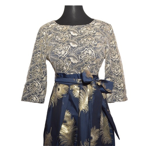 Ladies Lace Shimmery Dress With Belt