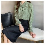 Monochrome Tie-neck Blouse - Green