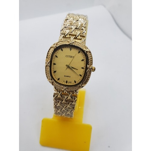 Women Bold Wristwatch