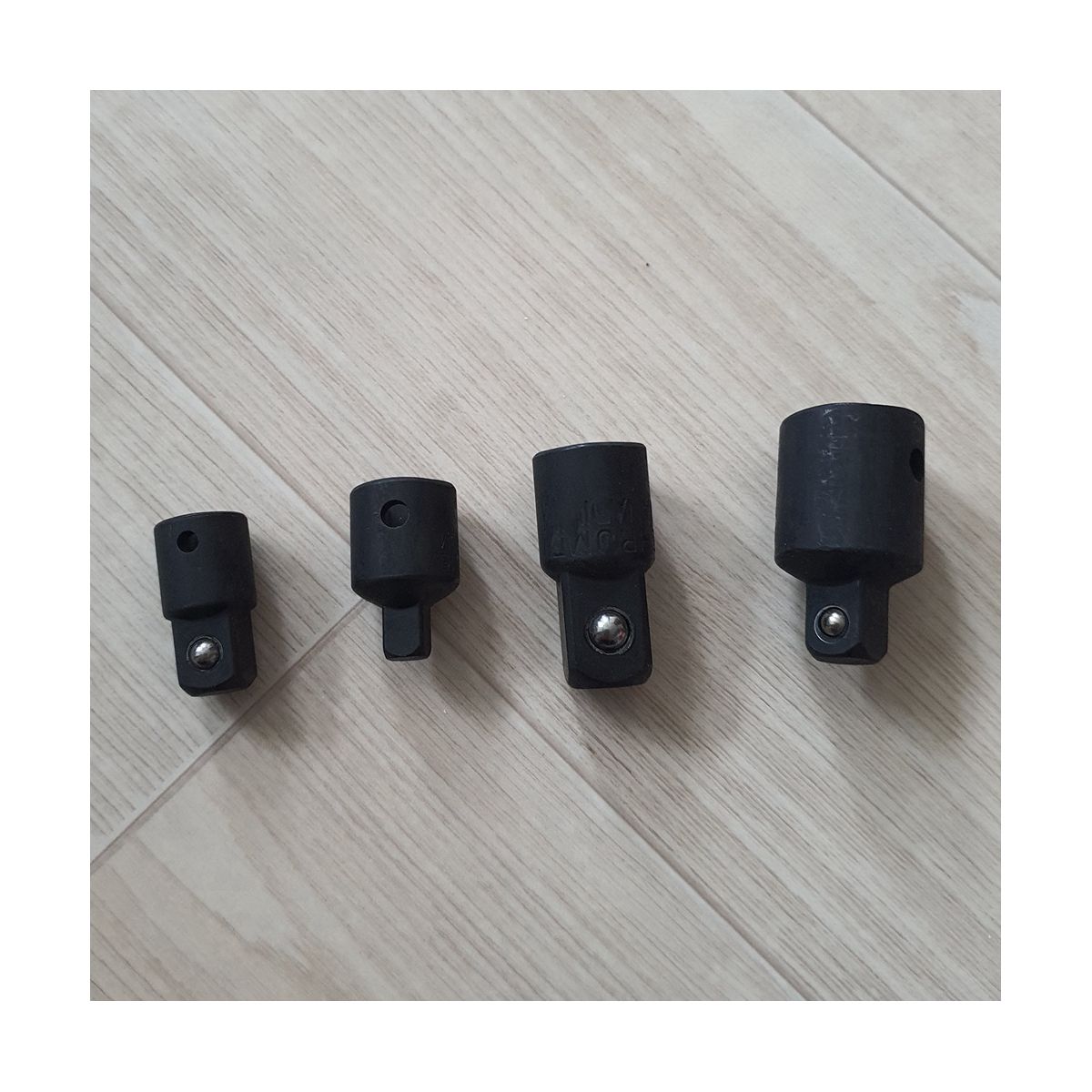 4PC Black Sleeve Sleeve Conversion Head Steel Ball Conversion Head Mutual Conversion Joint