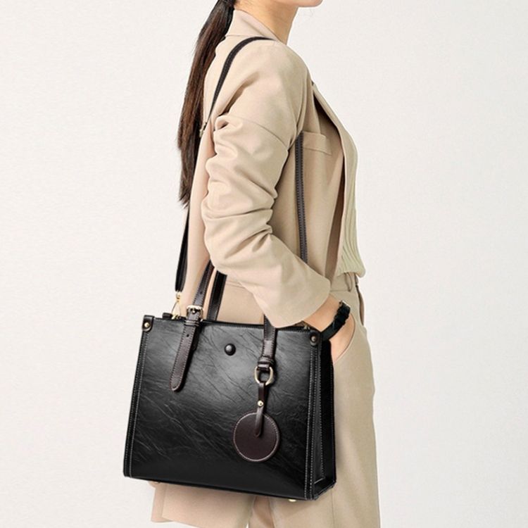 Large Capacity Shoulder Messenger Bag