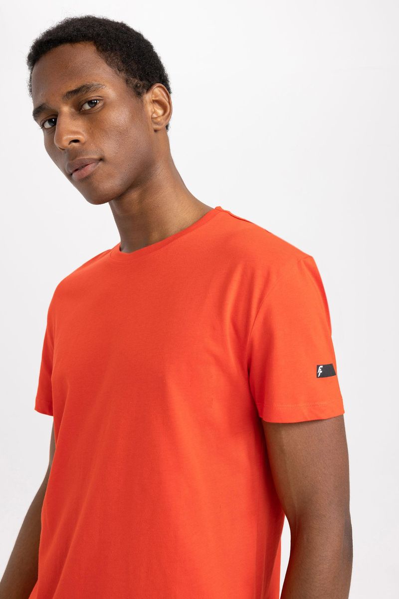 Man Standart Fit Crew Neck Short Sleeve Knitted T-Shirt - Red