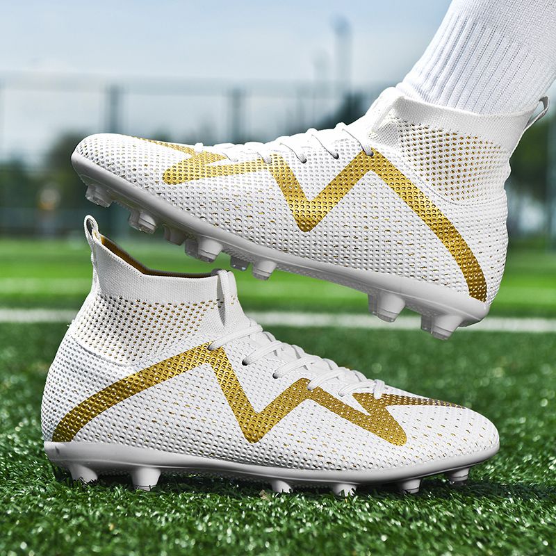 Men Cleats Soccer Shoes Fashion Football Boots Long Short Studs FG TF Sneakers
