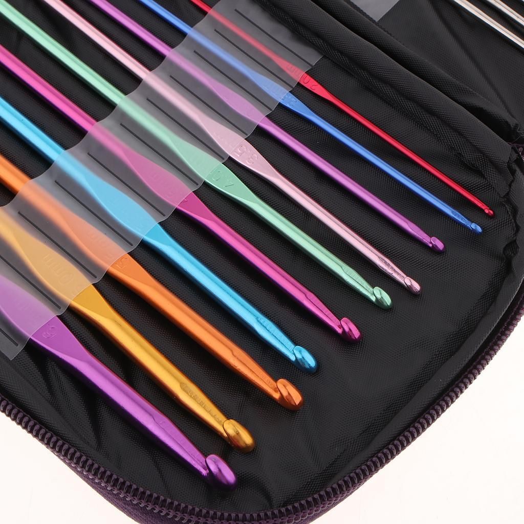22 Piece Crochet Hook Set Handle With Soft Handles Knitting Needles