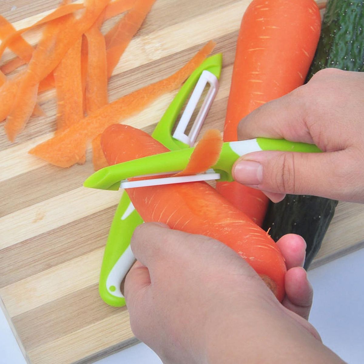 Rust-resistant Vegetable Peeler Premium Ceramic Peeler for Vegetable Green White