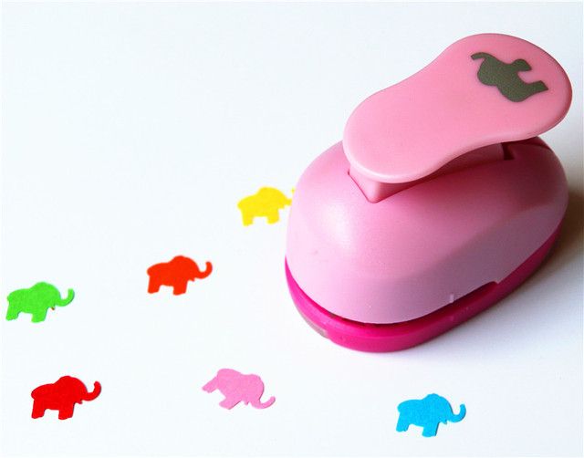 Hole Punch000211