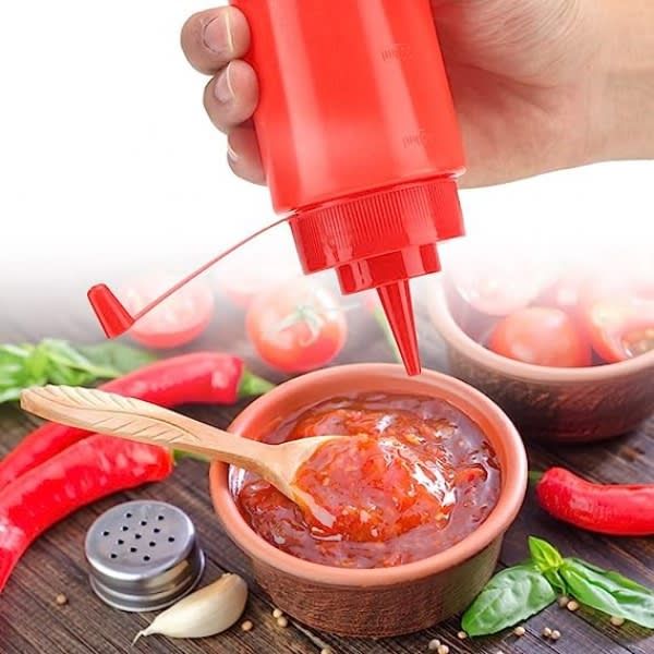 Condiment And Sauce Dispenser Bottle