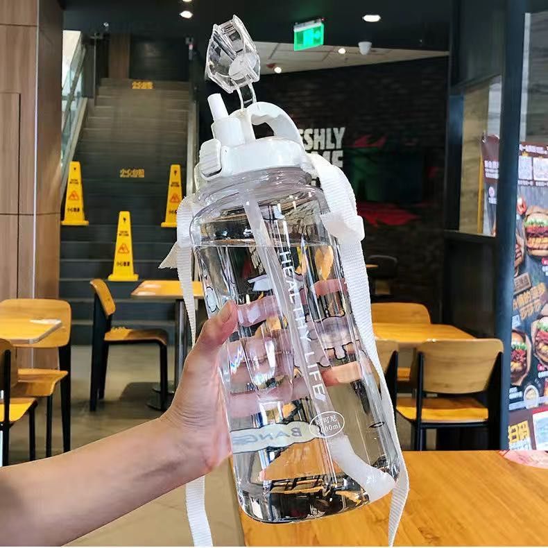 Large Capacity Water Bottle Portable Sport Bottles With Straw Camping Cycling Travel Plastic Juice Drinkware White 2L With Stickers SAI
