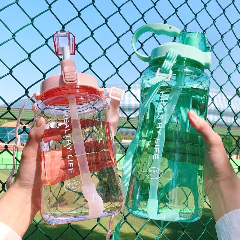 Large Capacity Water Bottle Portable Sport Bottles With Straw Camping Cycling Travel Plastic Juice Drinkware White 2L With Stickers SAI