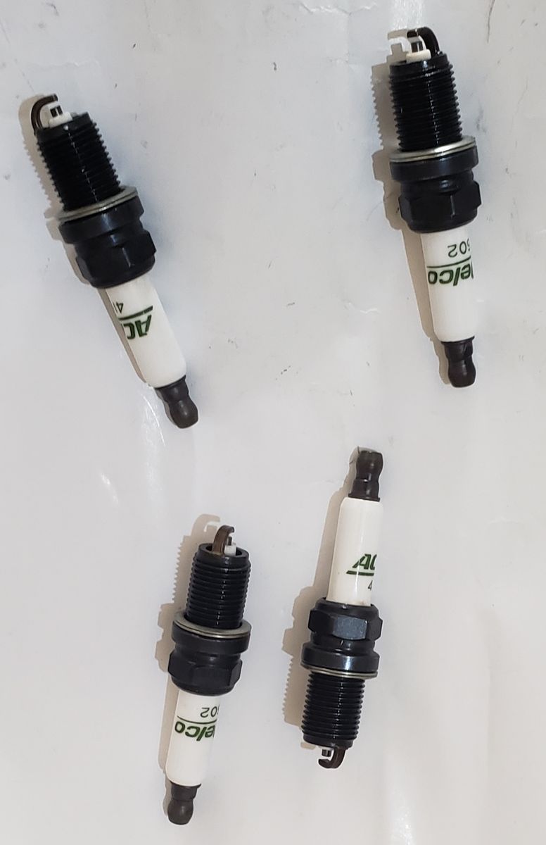 AC DELCO 41-602 GM ORIGINAL COPPER SPARK PLUG - 4pcs