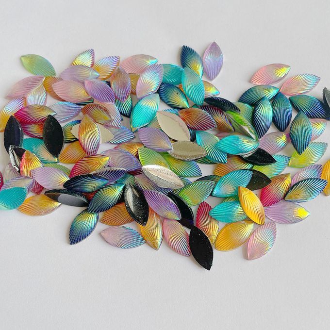 600x Assorted Colors Rhinestone Shining Hand-Cut Stained Glass For Bag