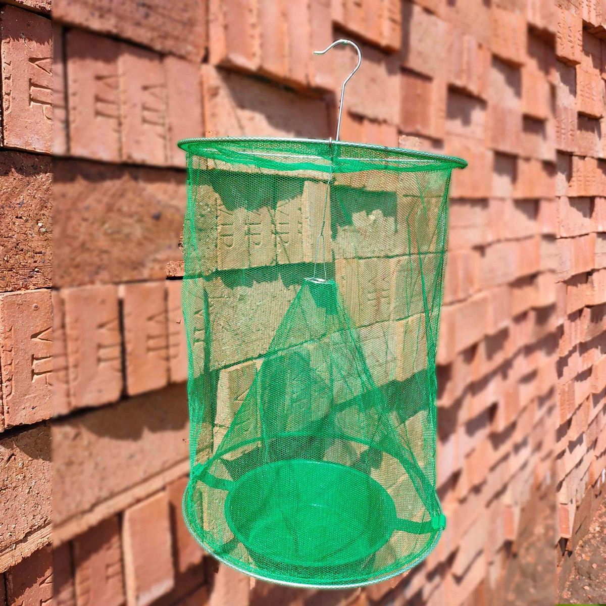 Fly Catcher Hanging Fly Catching Cage Fly Trap Flytrap Foldable Flies Trap Cage with Pot for Garden Ranch Orchard