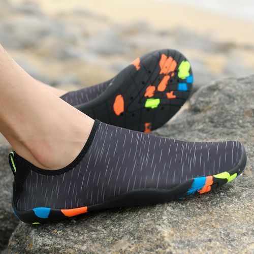 Unisex Water Shoes Beach Diving Climbing Shoes-Black