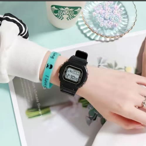 Unisex Sports Electronic Wrist Watch