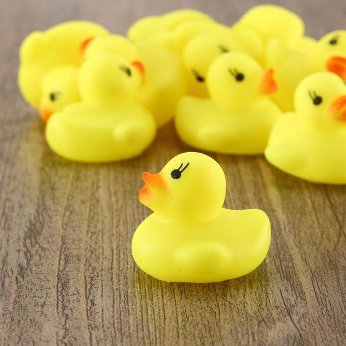 Kawaii Ute Artoon Du K Baby Squeaky Rubber Du Ks Bath Water Swimming Toys-yellow & Red