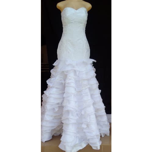 Princess Sweetheart Neckline Wedding Dress - Size 12