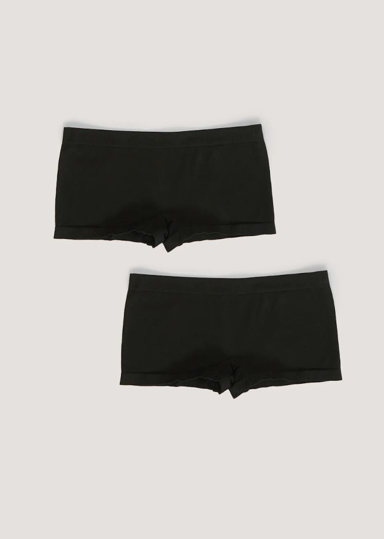 Girls 2 Pack Black Seam Free Shorts