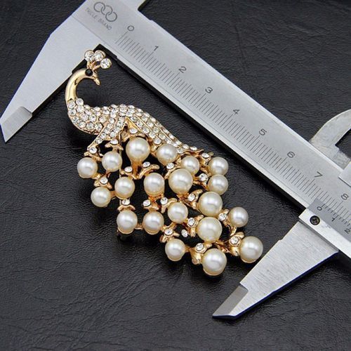Jewelry Peacock White Pearl Imitation Woman Brooch Gold