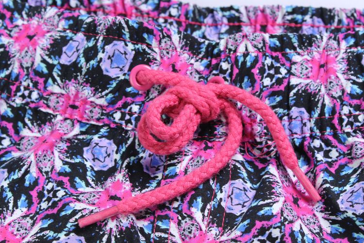 2017 Summer Floral Pom Pom Ball Shorts Women Beach Tassel