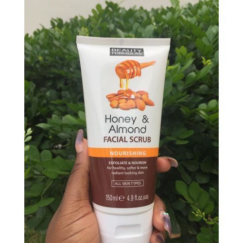 Honey And Alomnd Facial Scrub  Cream 150ml.