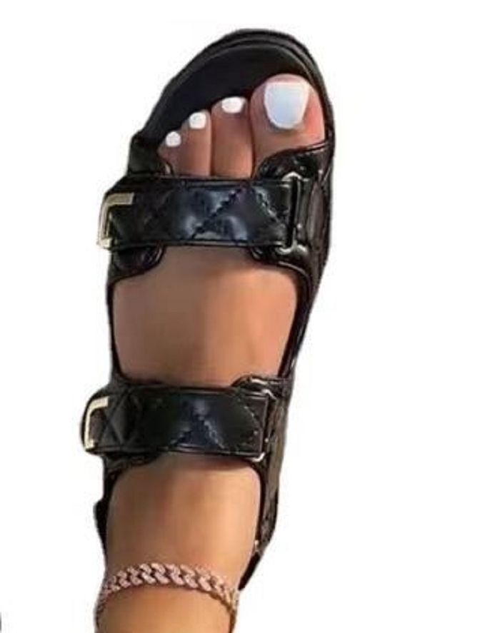 {MijaGrace} Women's Casual 2 Straps Soft Sole Flat Platform Sandals  - Black