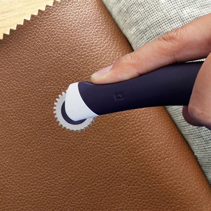 Ergonomic Serrated Tracing Wheel Marking Fabrics Sew Notions Sewing