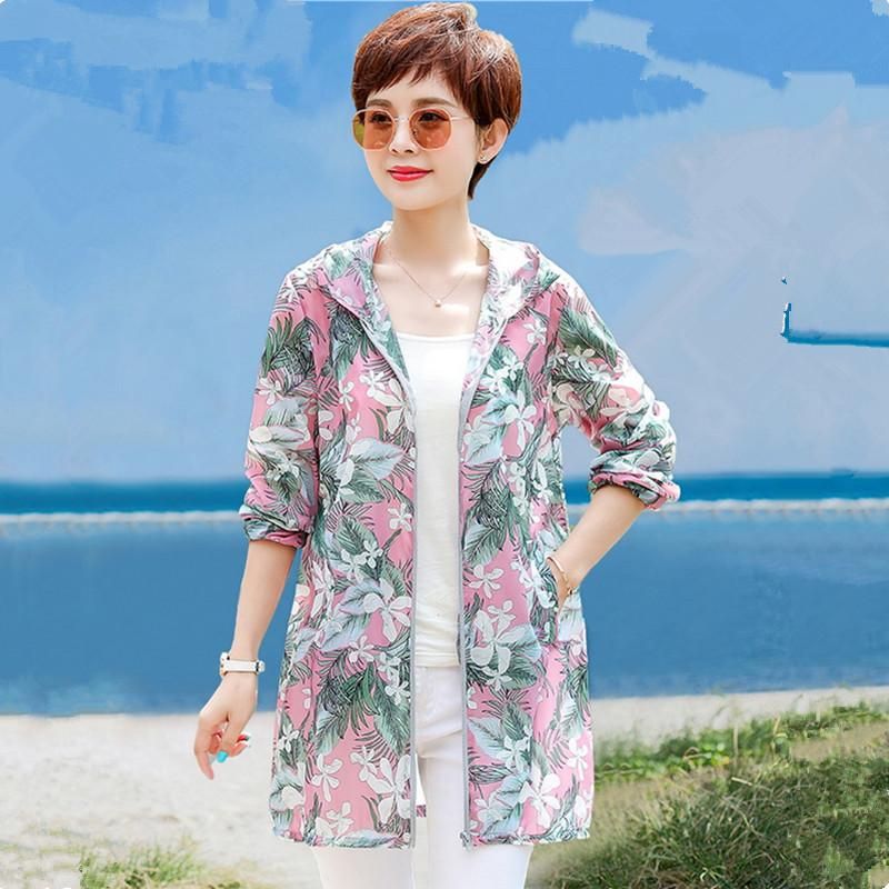 UHYTGF Summer Jacket Women Fashion Printed Outdoor Thin Sun Protection Clothing Hooded Breathable 5XL Loose Size Tops Coat 1151