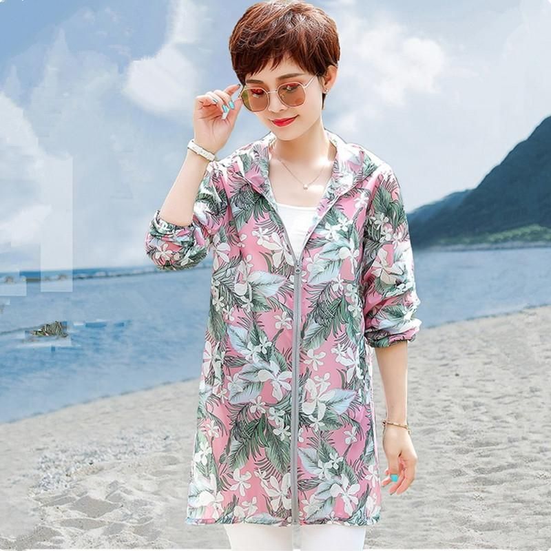 UHYTGF Summer Jacket Women Fashion Printed Outdoor Thin Sun Protection Clothing Hooded Breathable 5XL Loose Size Tops Coat 1151