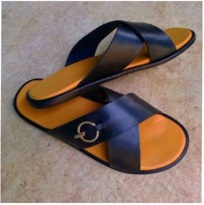 Unique Palm Slippers With Crossed Front - Black
