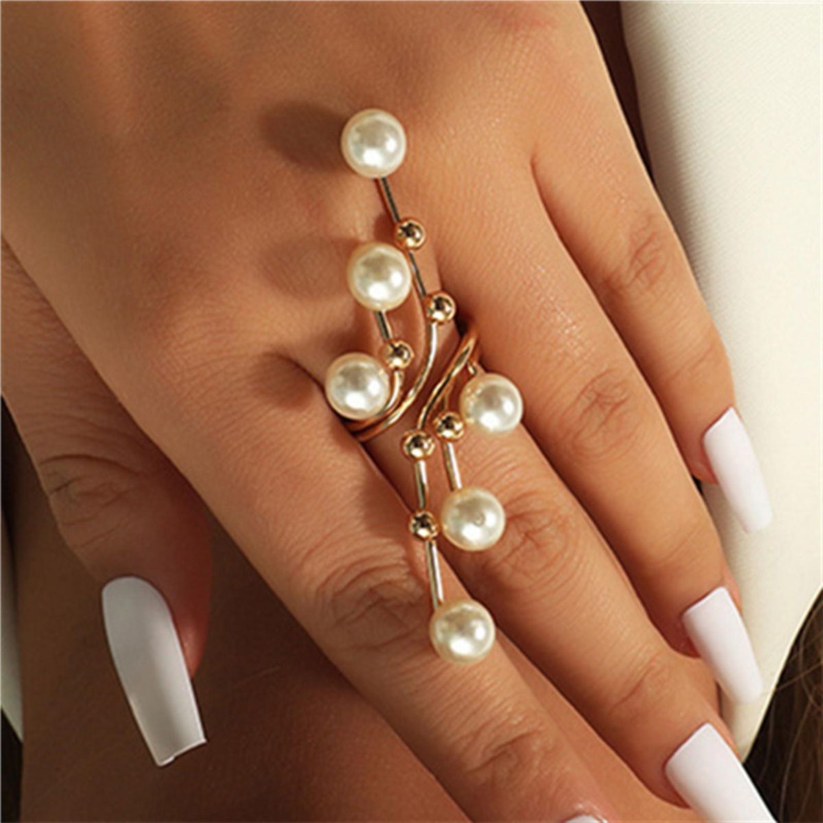 Finger Ring Lustrous Faux Pearl Branch Ladies Ring Golden