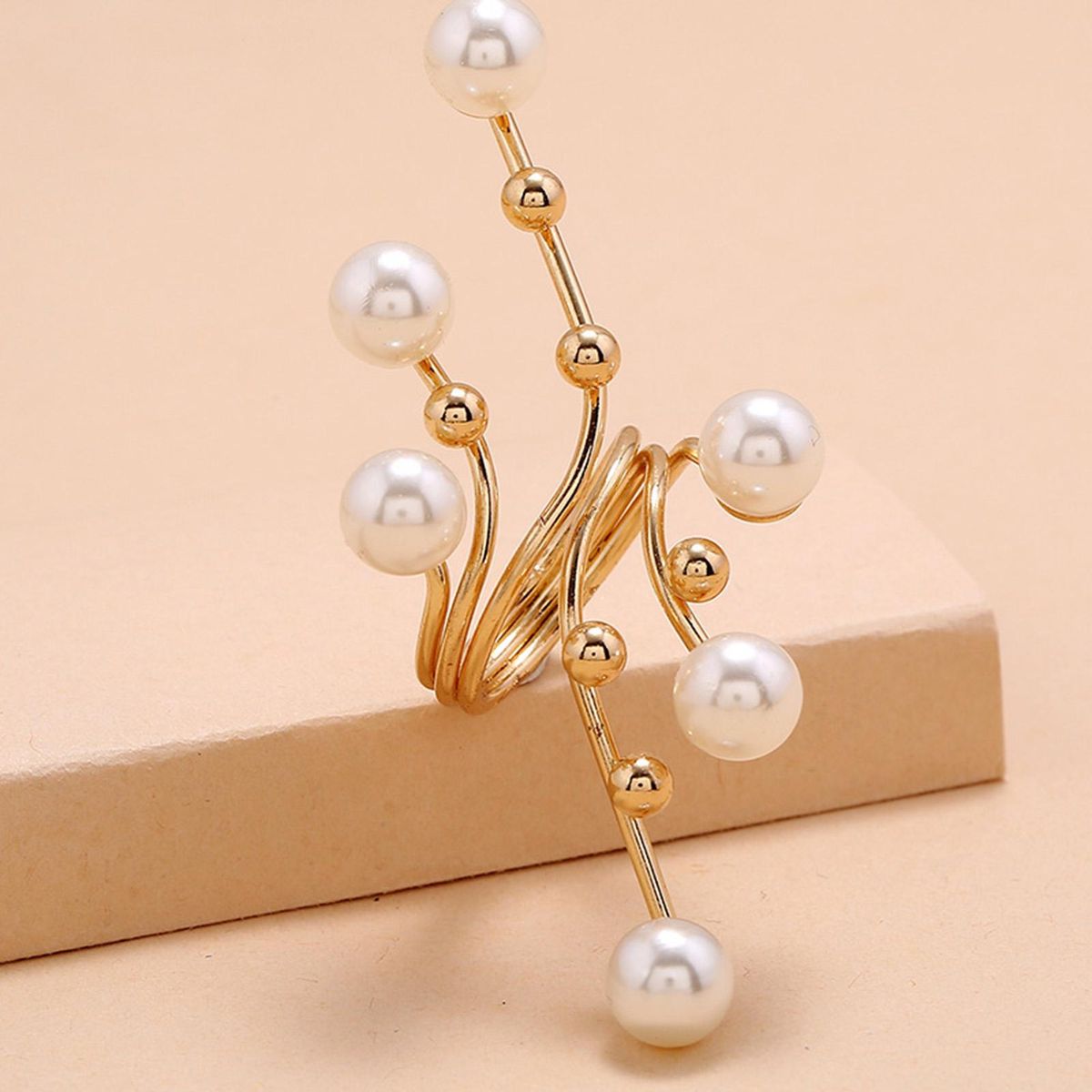 Finger Ring Lustrous Faux Pearl Branch Ladies Ring Golden